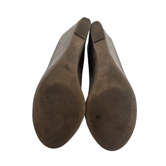 apt. 9 Taupe Kensington Platform Wedge Heels Size 9 Women's - Picture 9 of 9